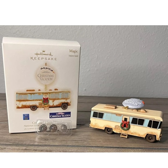 Hallmark NEW 2009 Cousin Eddies RV Ornament National Lampoons Christmas Vacation - Picture 2 of 10